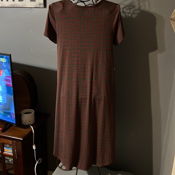 NWT Lularoe Carly Hi-Lo dress size L in a warm hunter green and burgundy multi. - Picture 4 of 6